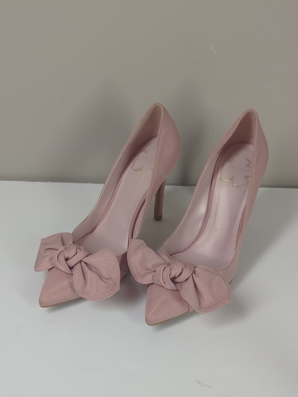 Ted Baker Hyana Pink Bow Pointed-Toe High Heels Canvas 37